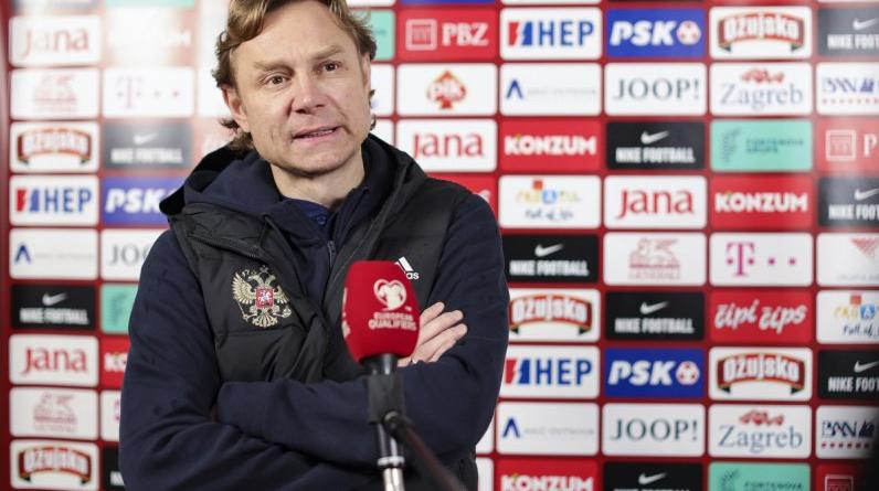 Черчесов рассказал, о чем беседовал с Карпиным на последней встрече