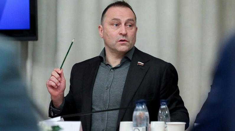 Дмитрий Свищев: Вяльбе — великая, а российские лыжницы огромные красавицы