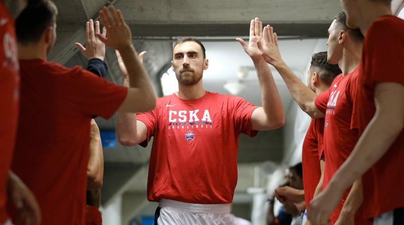Центровой ЦСКА Милутинов стал MVP недели в Евролиге