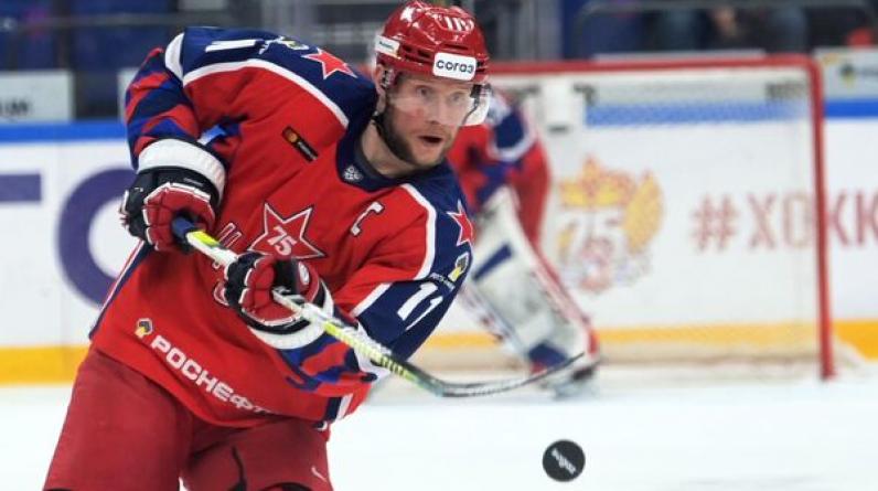 Бывший капитан ЦСКА Андронов может продолжить карьеру в «Локомотиве»